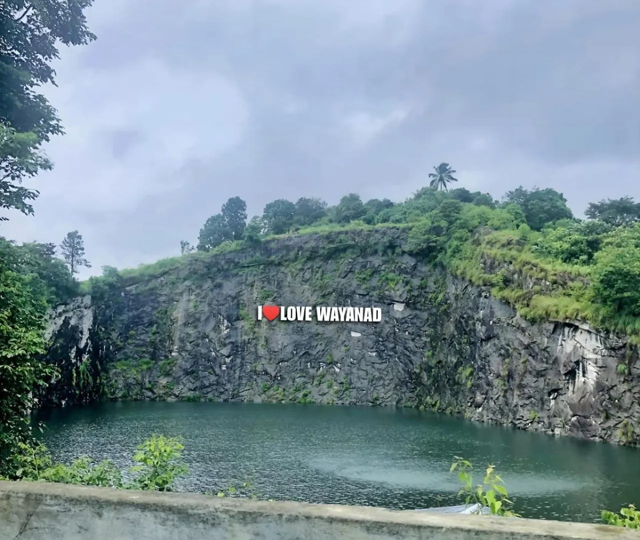 Holiday Villa - The Quarry Lake contacts